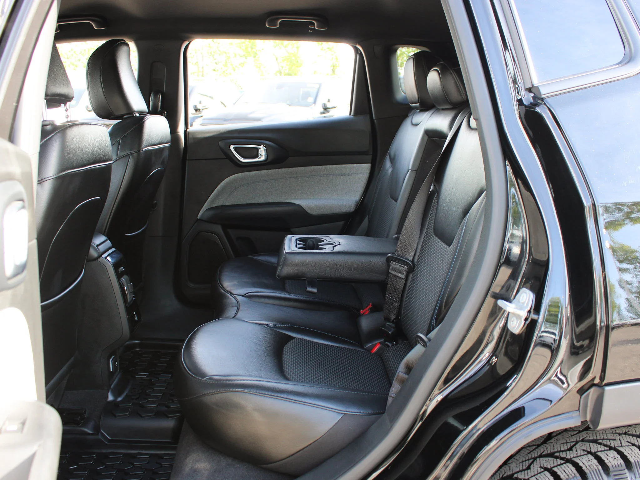 Certified Used 2023 Black Jeep North * Loaded | Heated Leather Seats | Adaptive Cruise | Apple CarPlay | 360 View Camera image 17