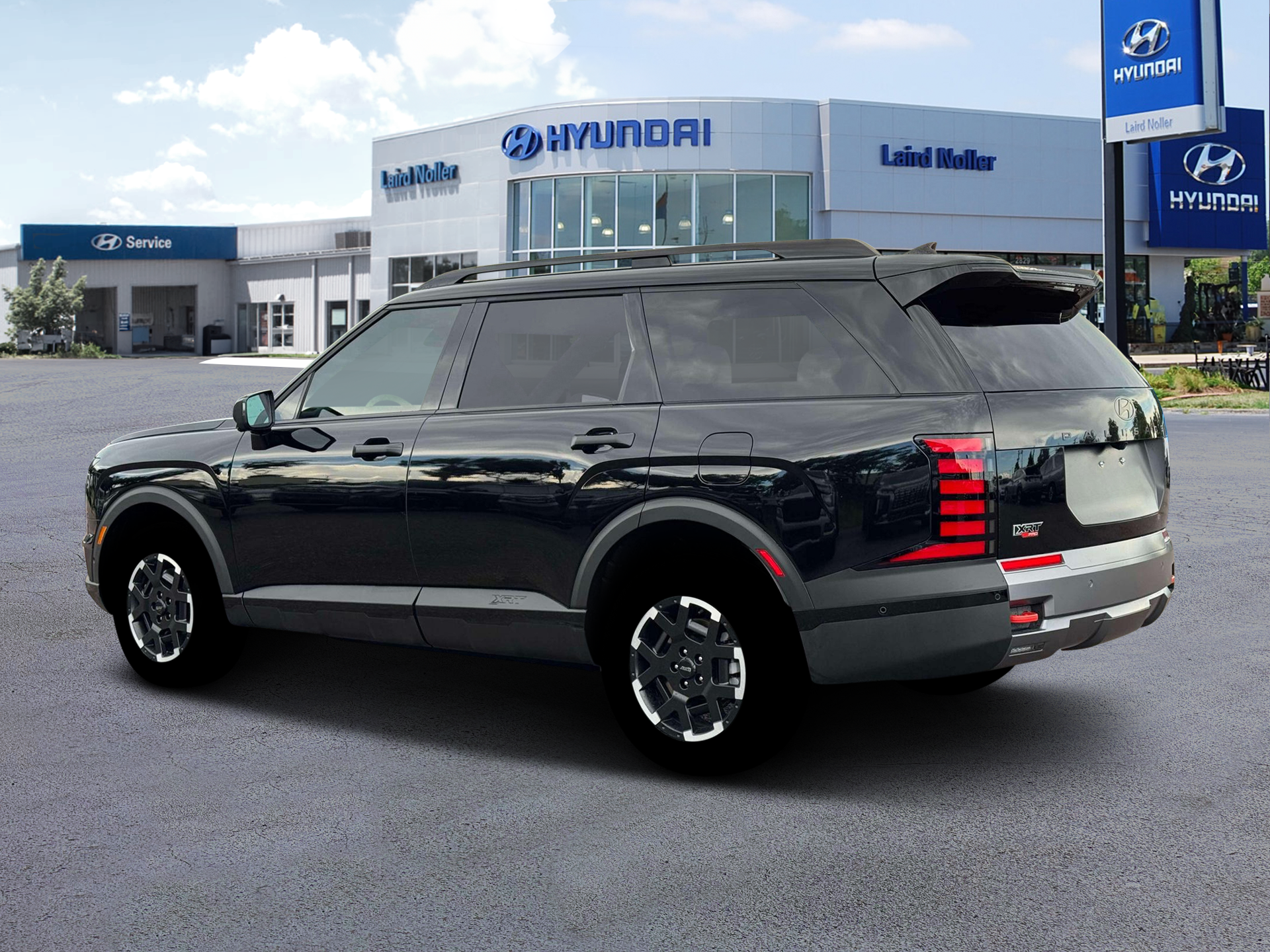 View vehicle photo 4