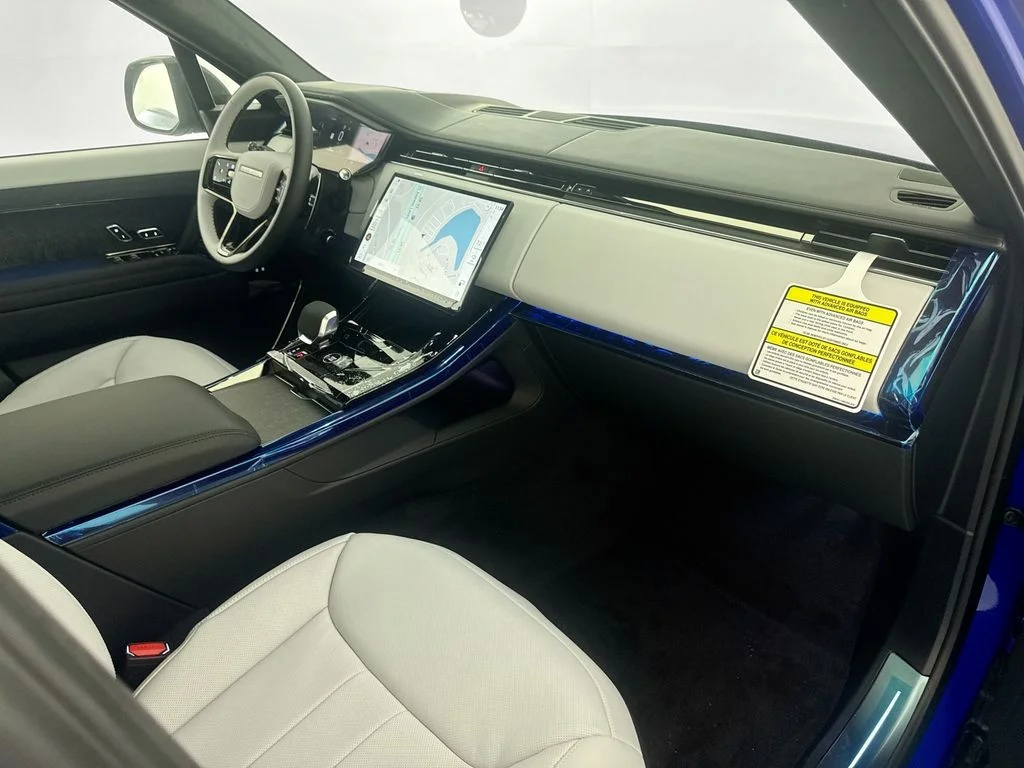 New 2026 Velocity Blue Land Rover Autobiography image 29