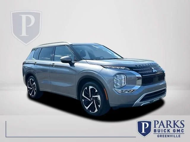 2023 Mitsubishi Outlander SEL 2WD's photo