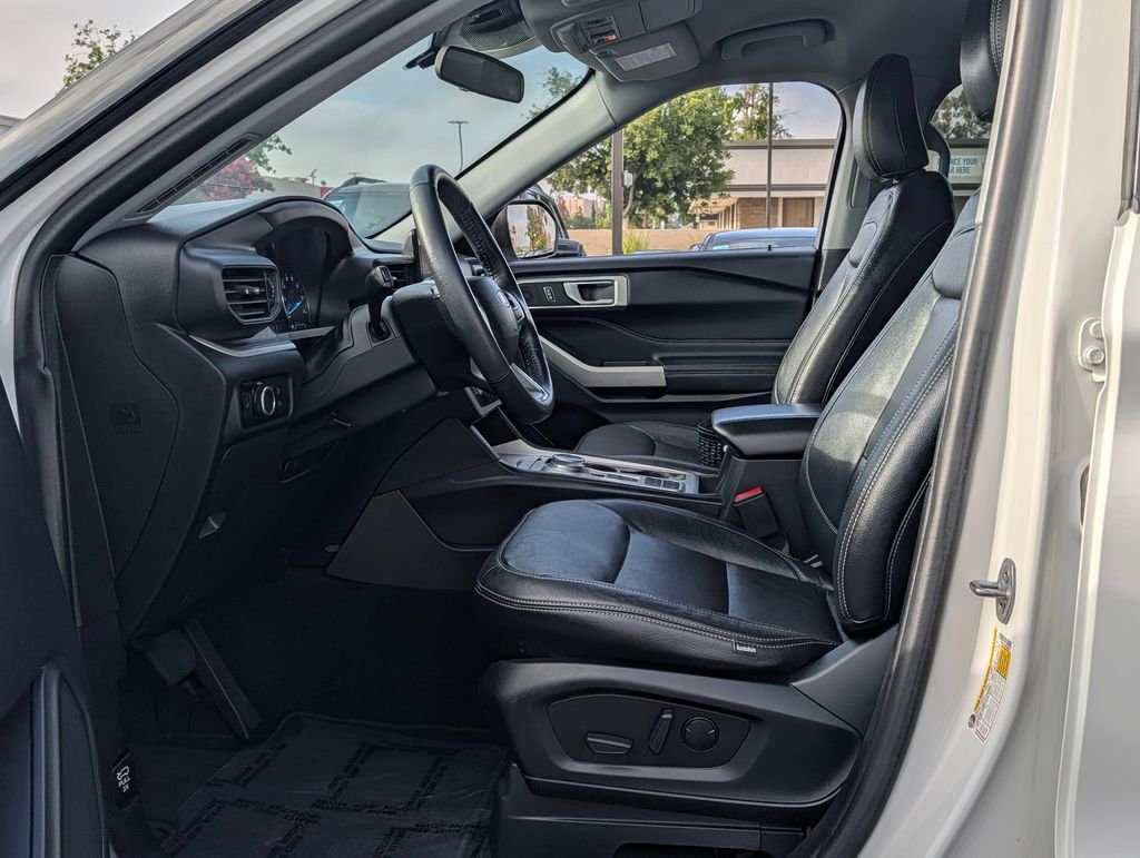 2023 Ford Explorer XLT - Photo 12
