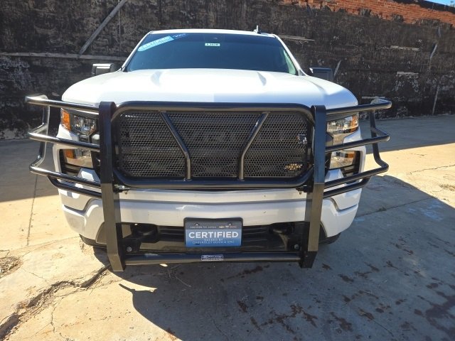 2023 Chevrolet Silverado 1500 Custom photo 2