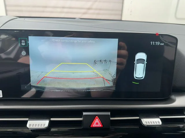 New 2026 Glacial White Pearl Kia EX image 23