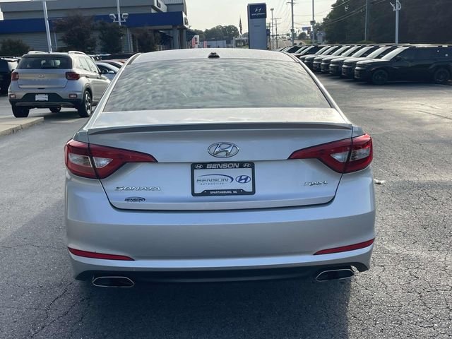 Used 2017 Silver Hyundai Sport image 5