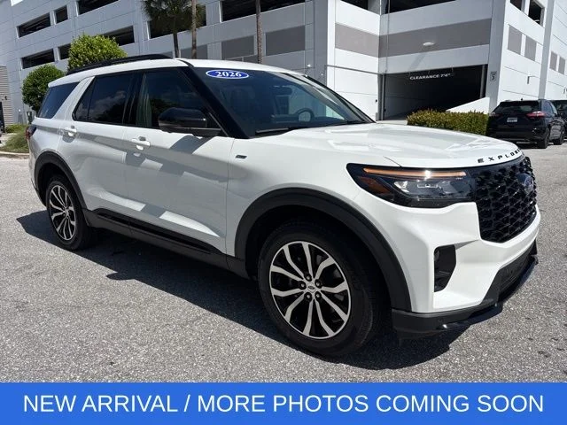 2026 Ford Explorer ST-LINE 4WD's photo
