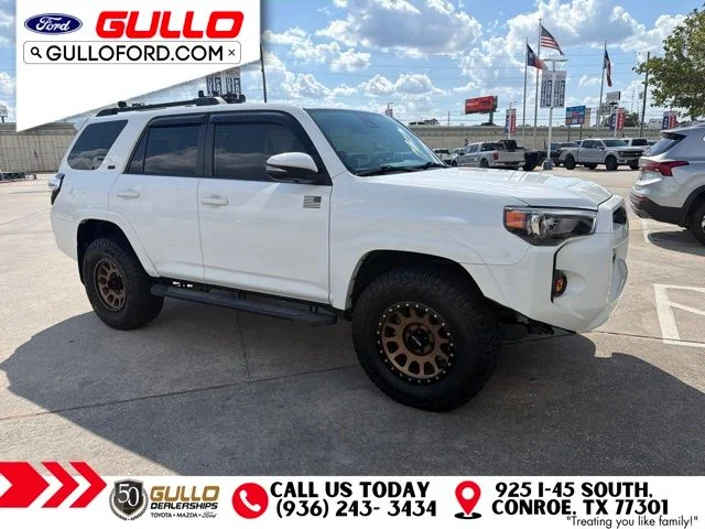 Used 2022 White Toyota SR5 Premium image 3