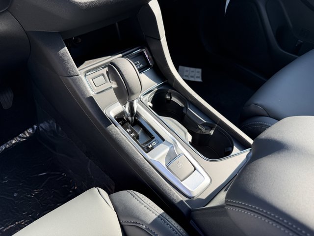 New 2026 CRYSTAL WHITE PEARL Subaru Premium 7-Passenger image 47