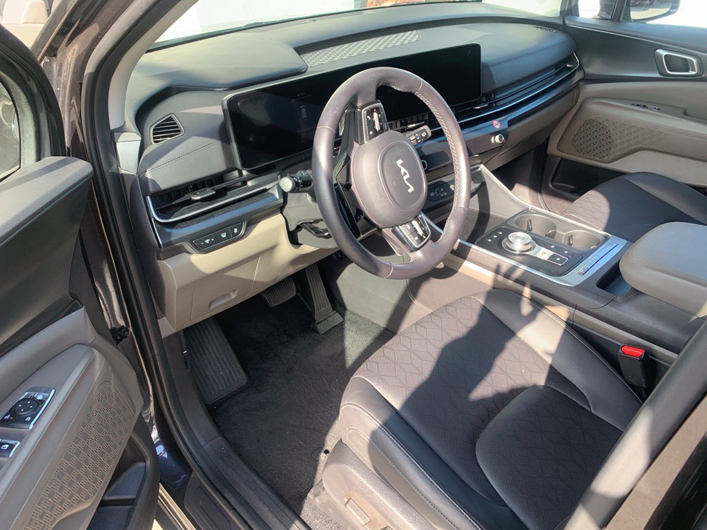 Used 2026 Gray Kia LXS image 11