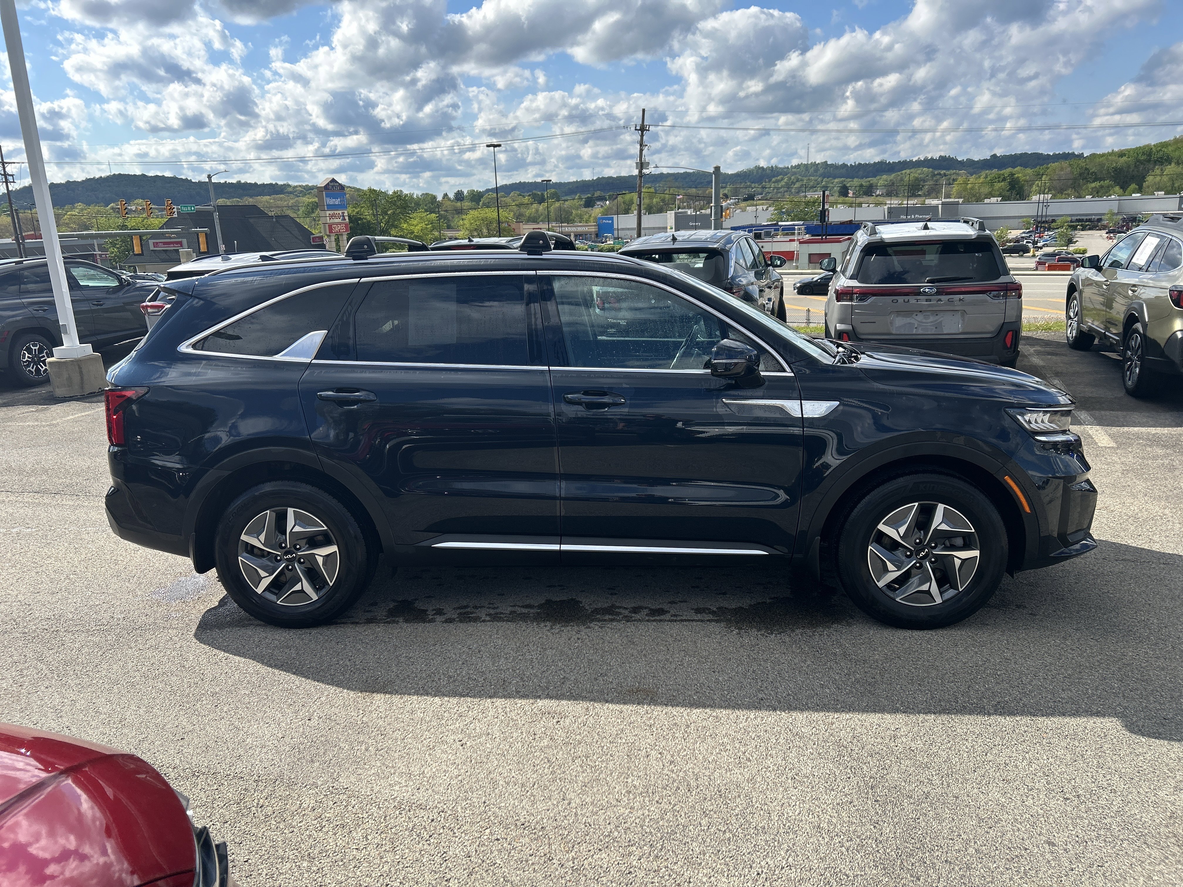2022 Kia Sorento S Hybrid - Photo 9