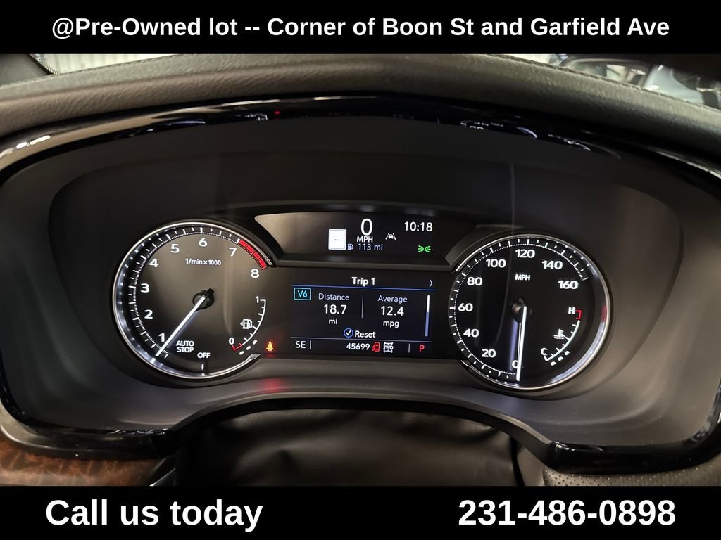 Used 2024 White Cadillac Sport image 21