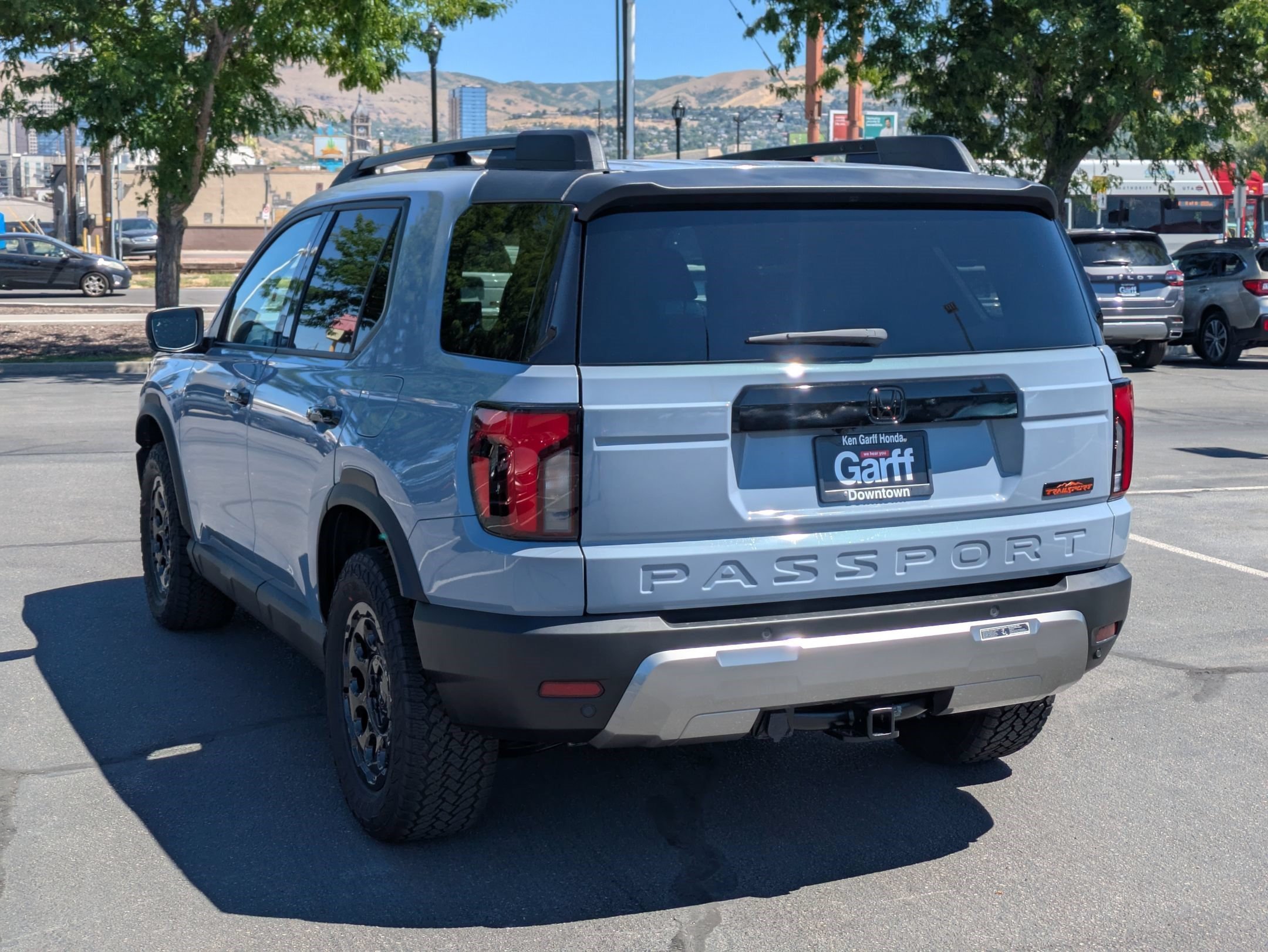 New 2026 Sonic Gray Pearl Honda TrailSport Elite Blackout image 5