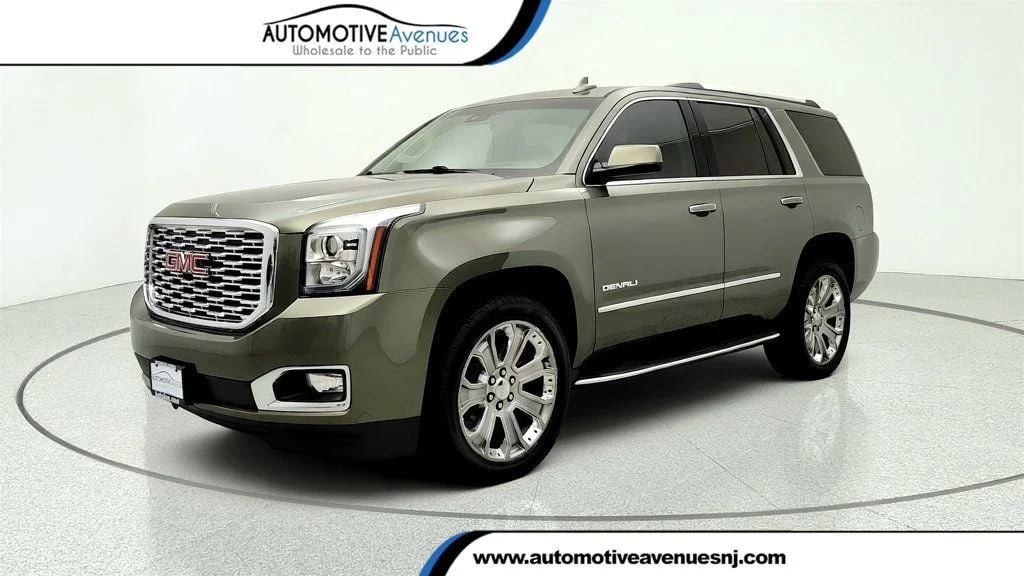 2018 GMC Yukon 4WD Denali's photo