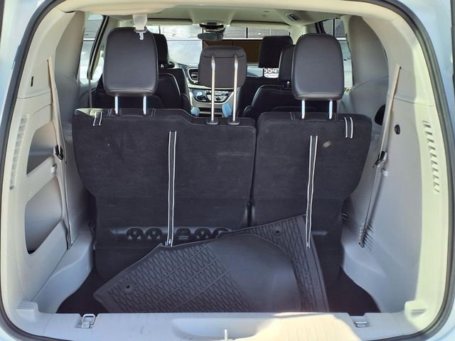 Used 2024 White Chrysler Touring L image 7