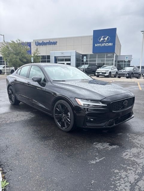 2024 Volvo S60 B5 Plus Black Edition AWD's photo