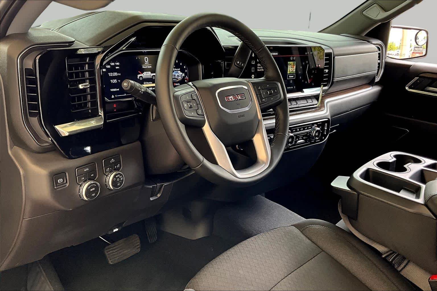 Used 2026 Sterling Metallic GMC Elevation image 16