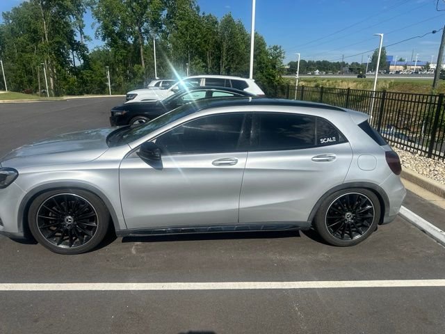 Used 2018 Polar Silver Metallic Mercedes-Benz GLA 250 image 2