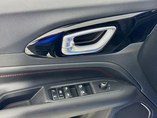 New 2026 Hydro Blue Pearl-Coat Exterior Paint Jeep Trailhawk image 17