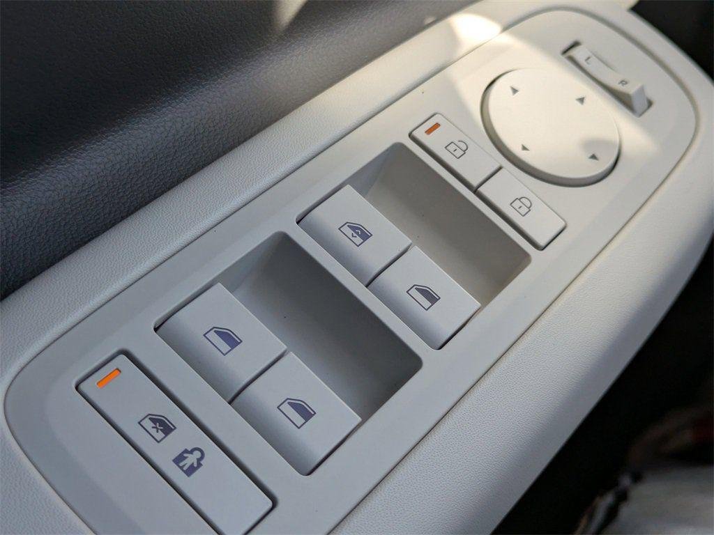 New 2026 Black Hyundai SE FWD image 22