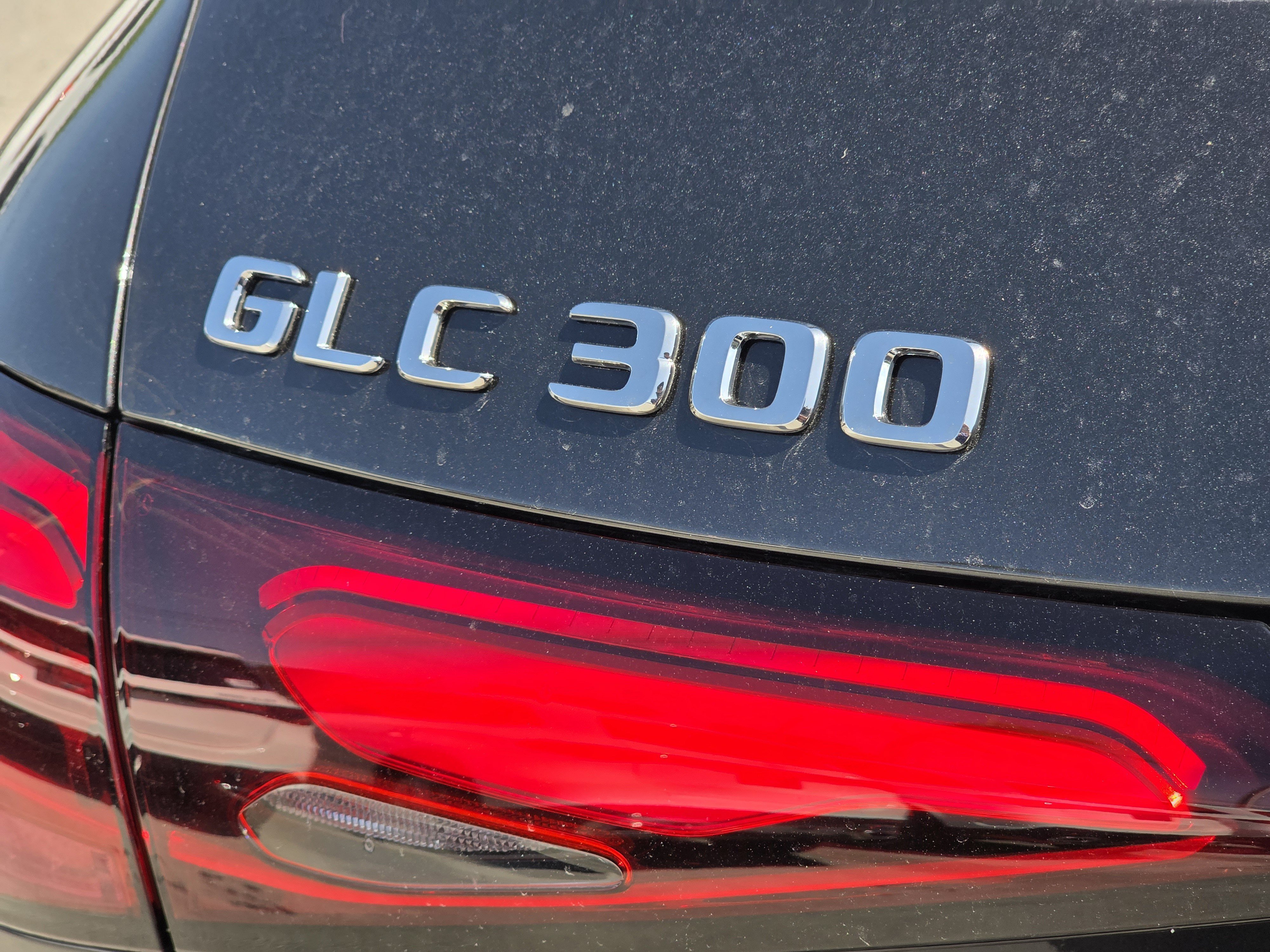 New 2026 Graphite Grey Metallic Mercedes-Benz GLC 300 image 8