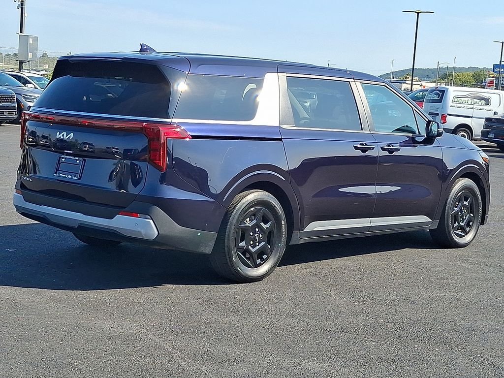Certified Used 2025 Blue Kia LXS image 6
