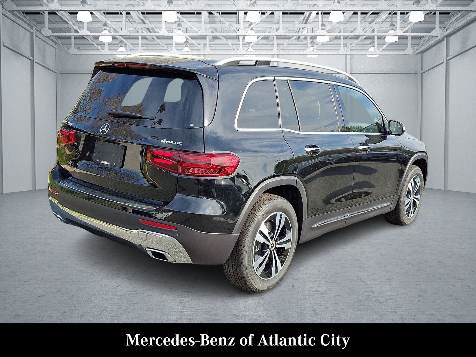 New 2026 Night Black Mercedes-Benz GLB 250 image 4