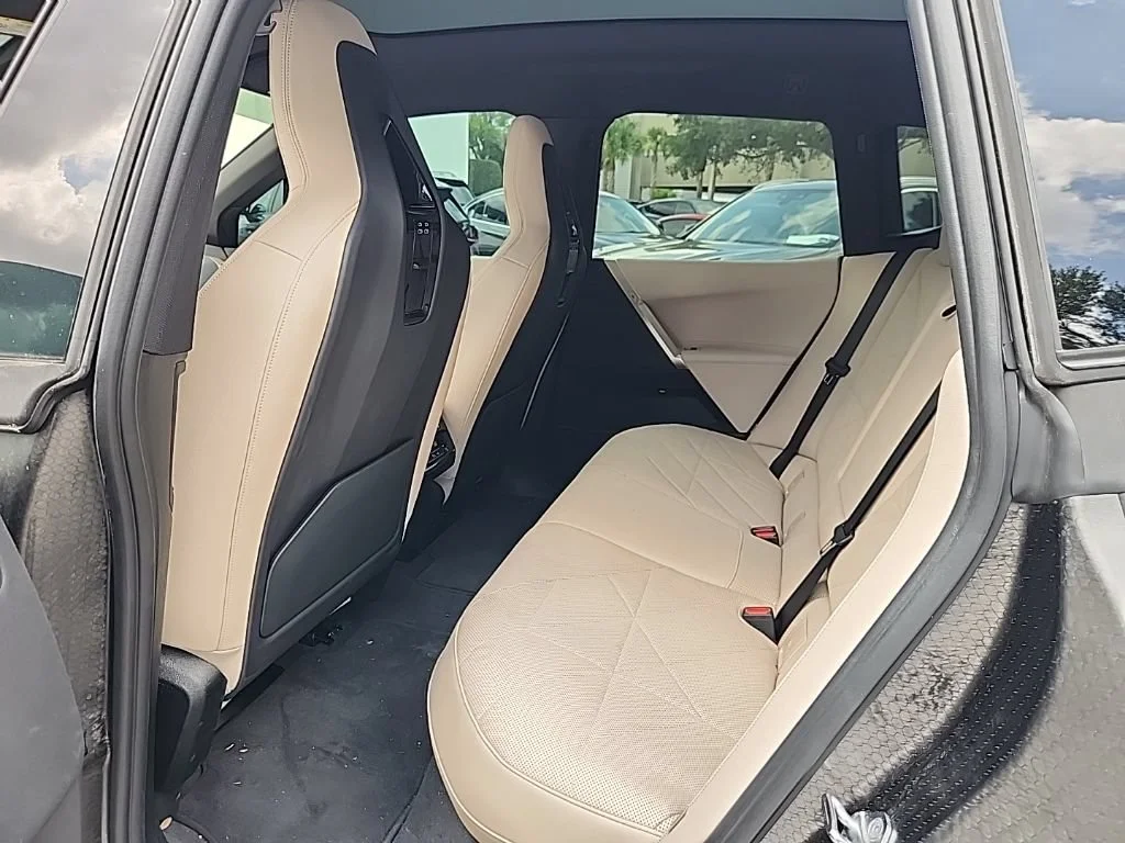 Certified Used 2023 Phytonic Blue Metallic BMW xDrive50 image 3