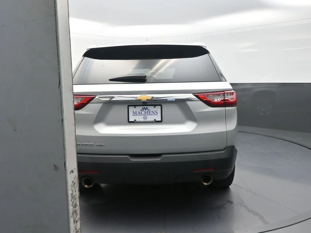 Used 2020 Silver Chevrolet LS image 9