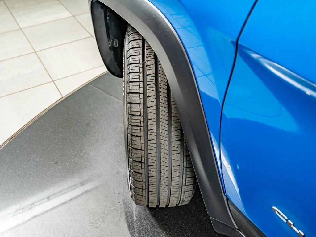 Used 2020 Hydro Blue Pearlcoat Jeep Trailhawk image 41