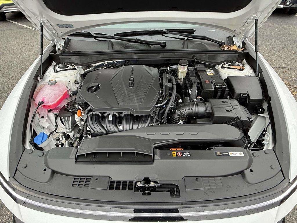 New 2026 White Hyundai SEL Sport image 12
