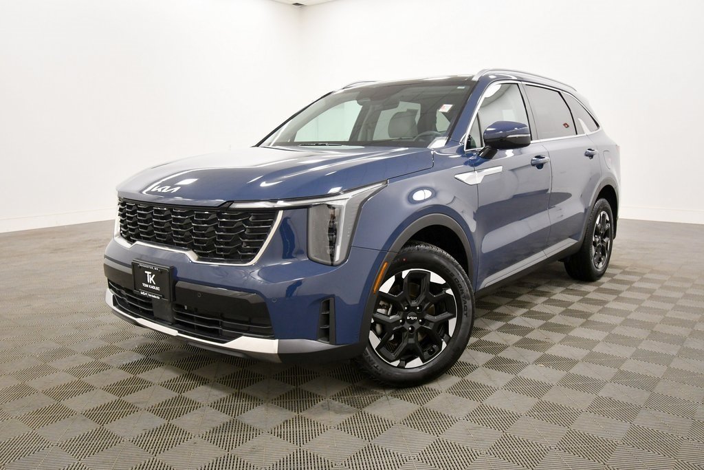 Certified 2025 Kia Sorento S with VIN 5XYRLDJC1SG351169 for sale in Rochester, Minnesota