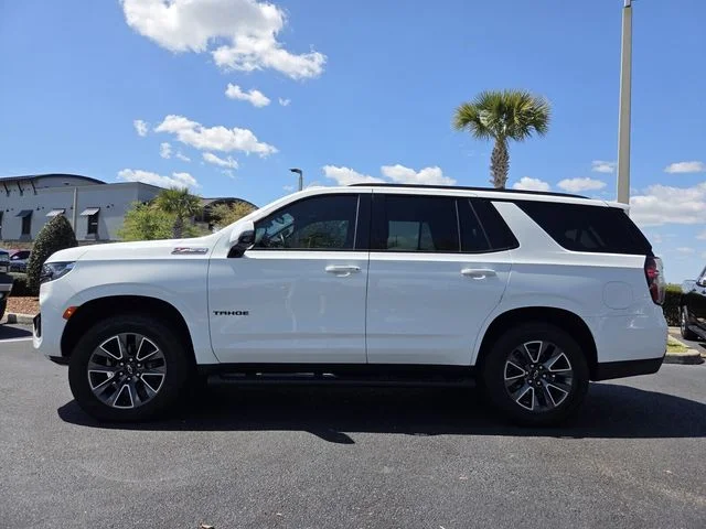 Used 2023 White Chevrolet Z71 image 3