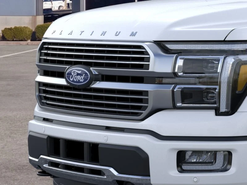 New 2026 Star White Metallic Tri-Coat Ford Platinum® image 17