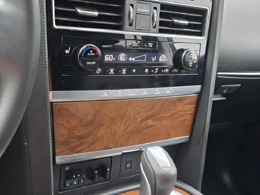 Used 2023 Gun Metallic Nissan SL image 28