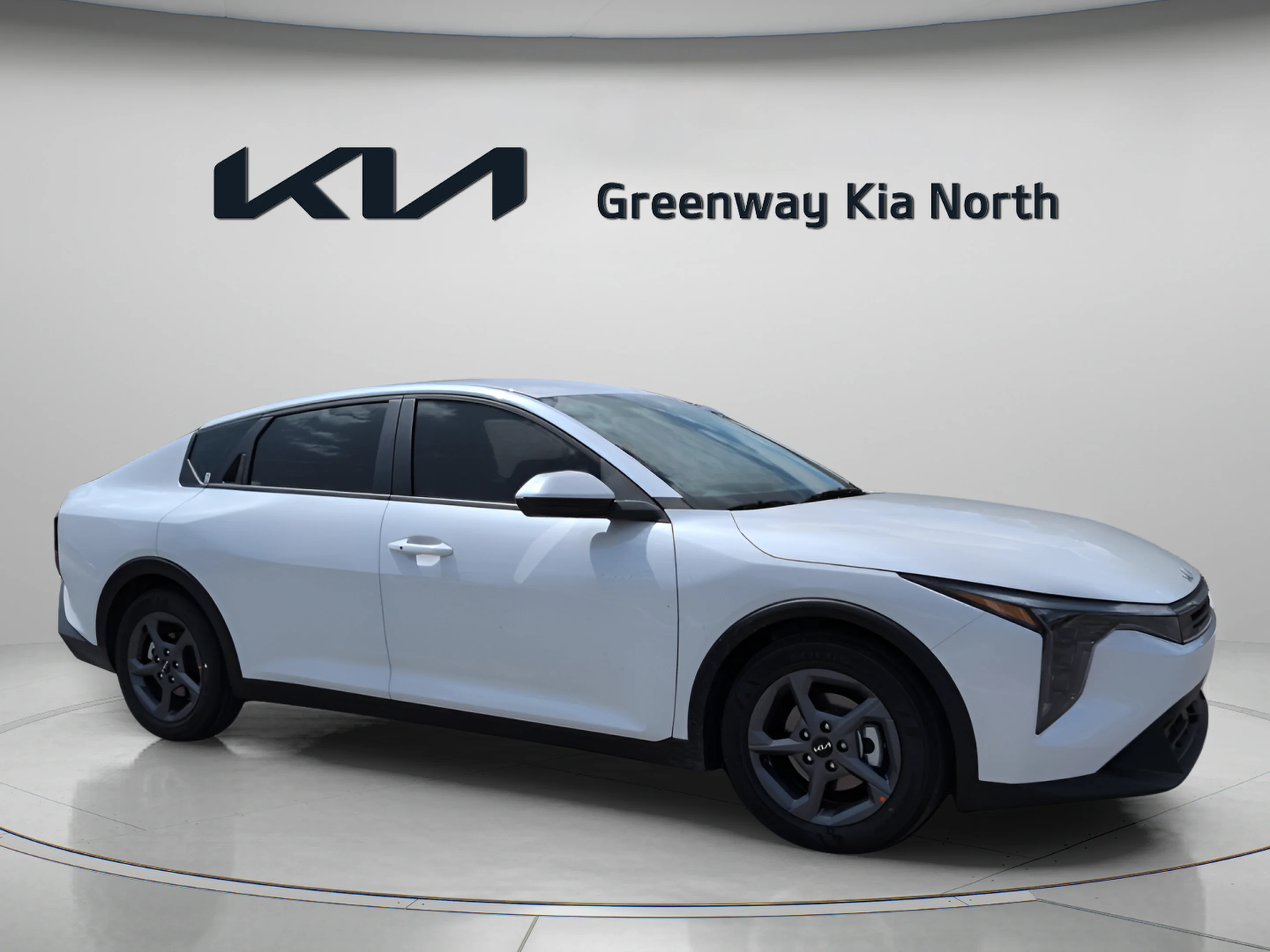 New 2026 Snow White Pearl Kia LXS image 2