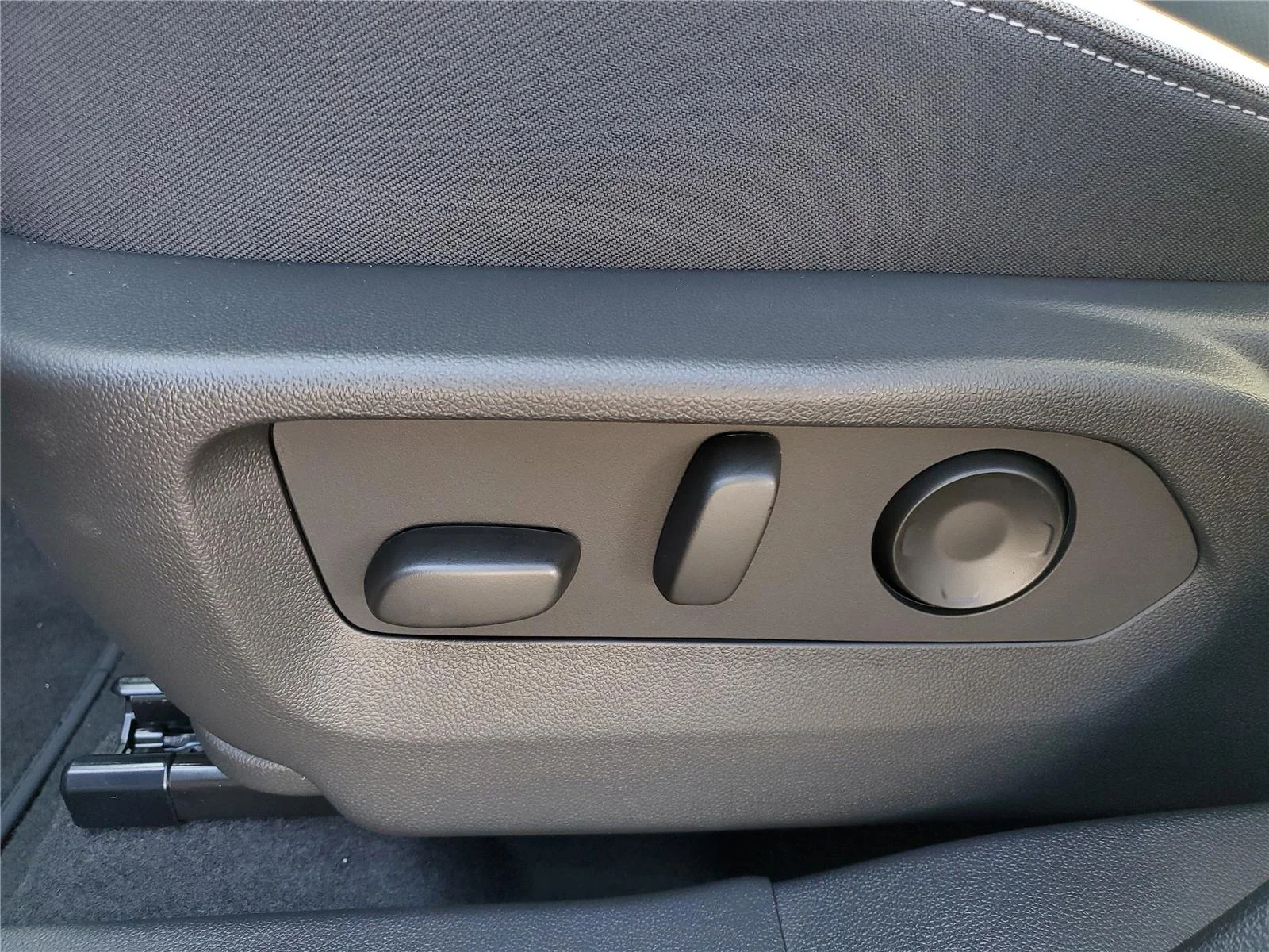 2026 Buick Envision Sport Touring - Photo 17