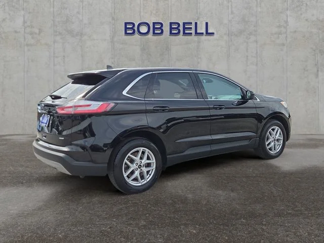 Used 2024 Black Ford SEL image 5
