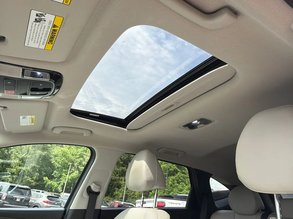 Used 2023 Gray Hyundai SEL image 33