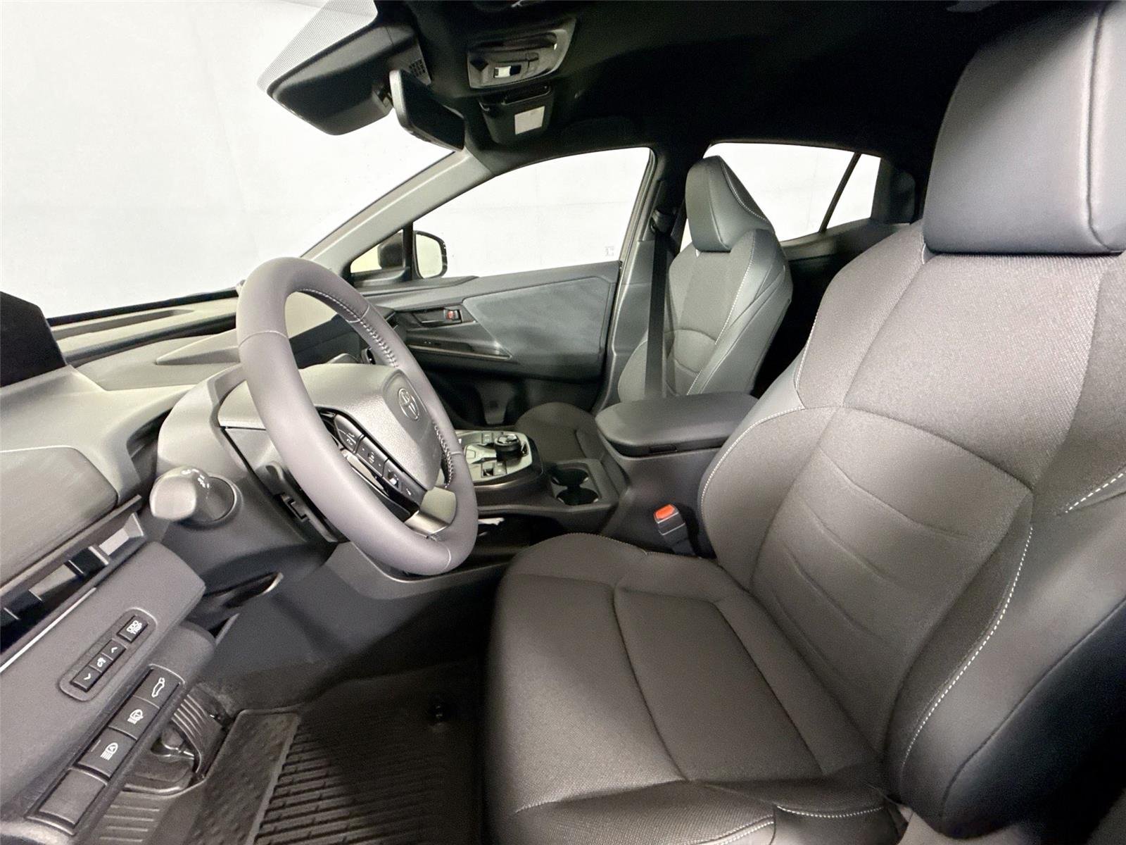 New 2026 Midnight Black Metallic Toyota SE image 3