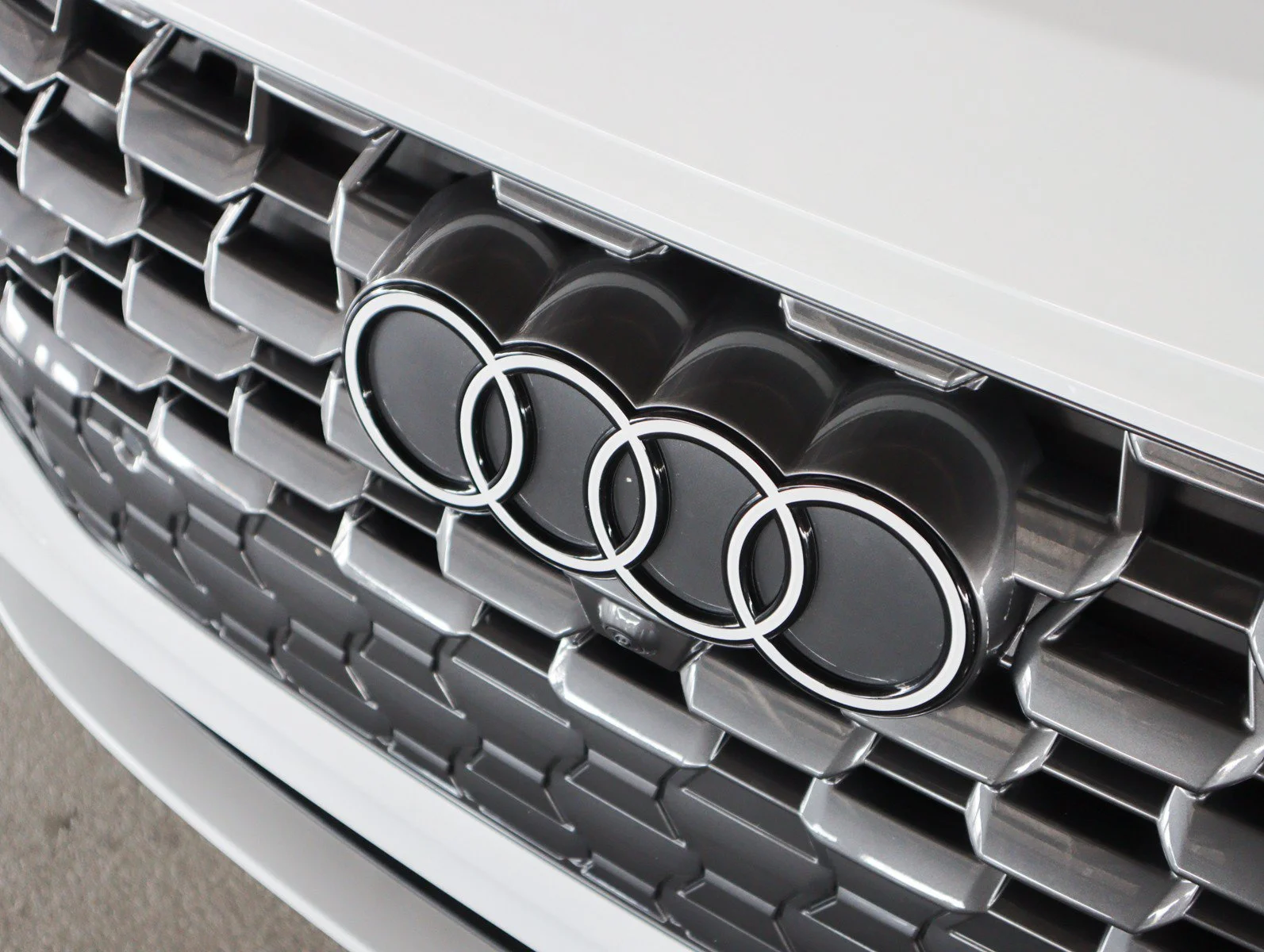 Certified Used 2025 Glacier White Metallic Audi Premium image 30