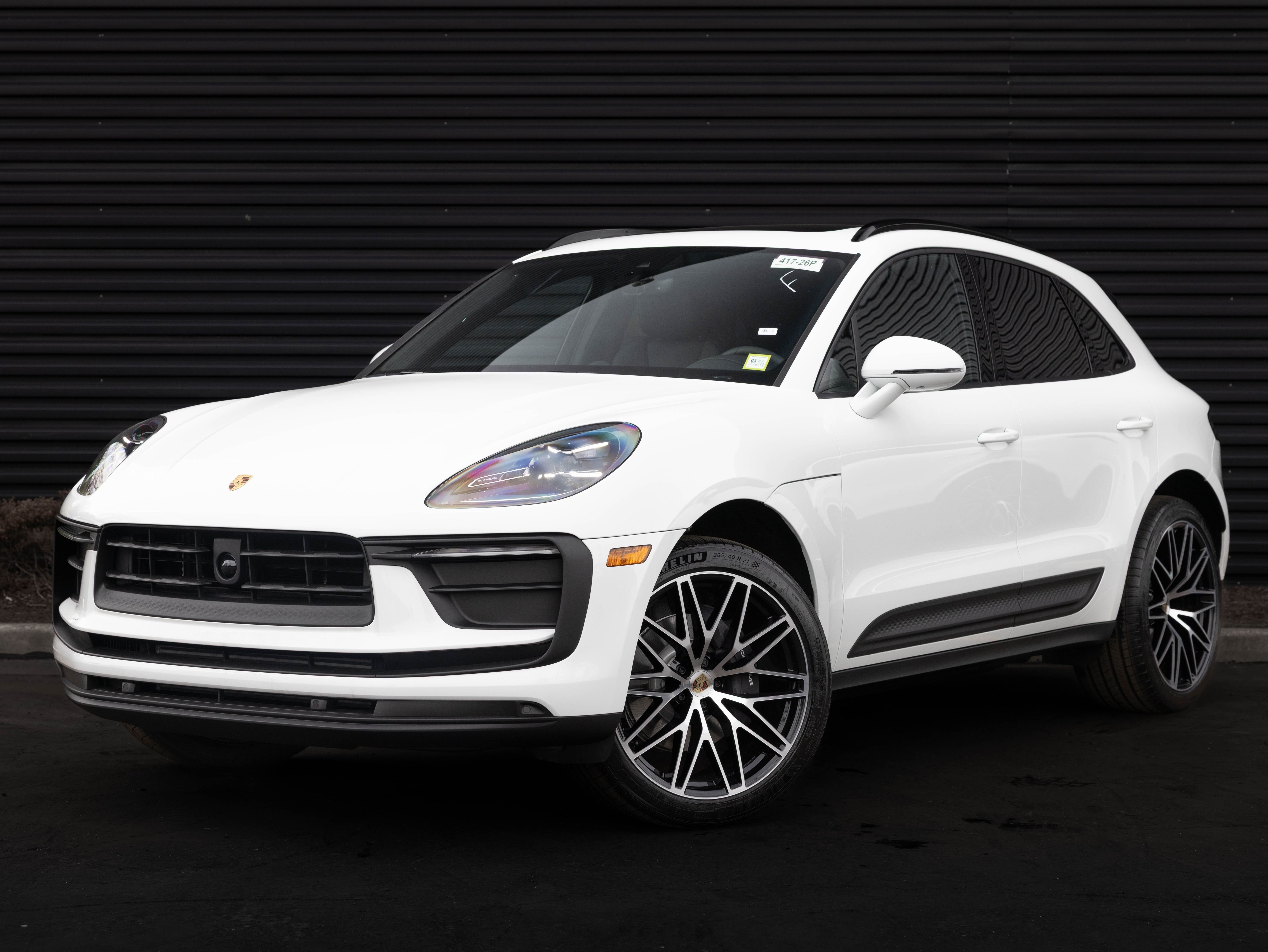 2026 Porsche Macan Base