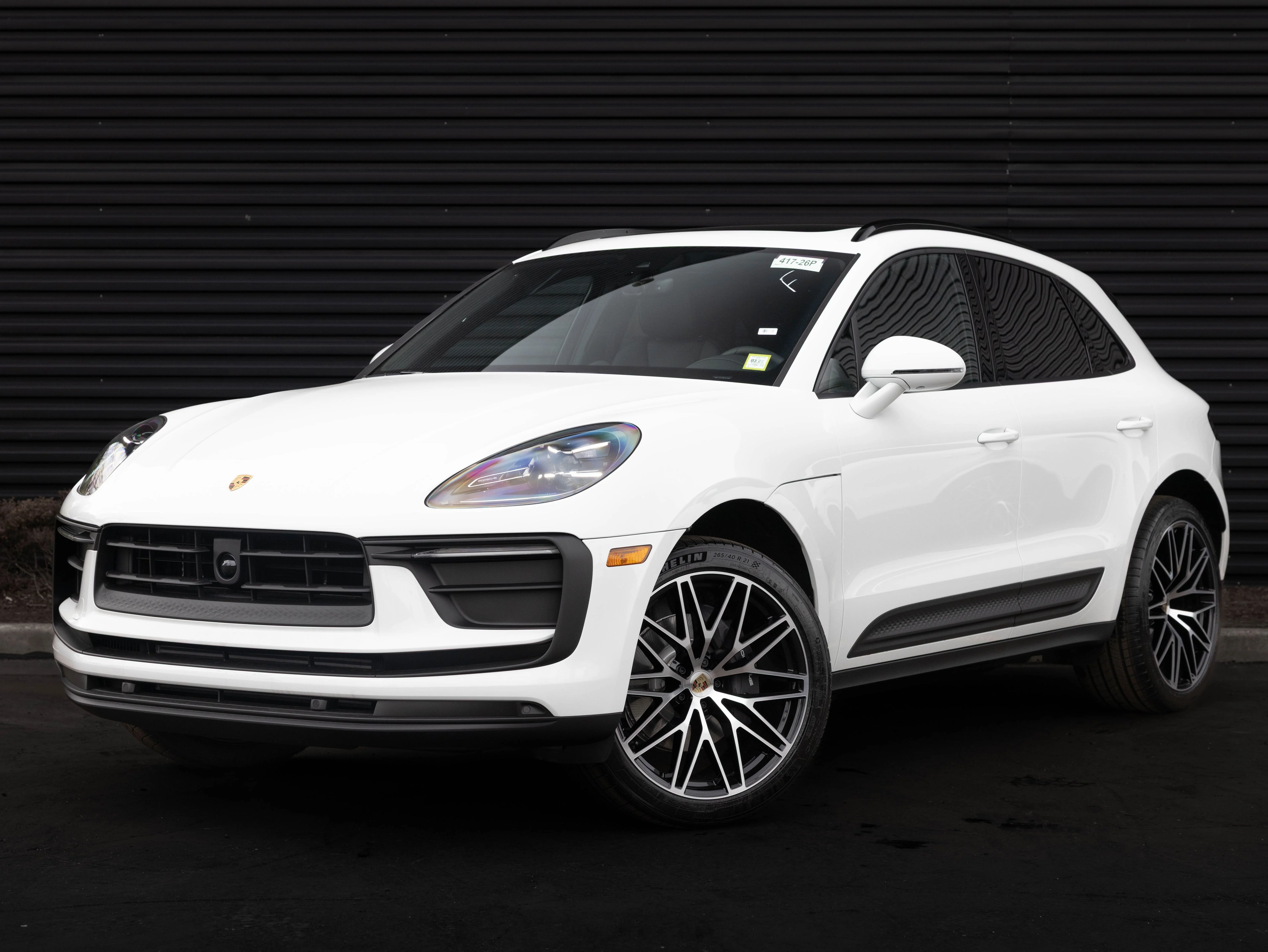 2026 Porsche Macan Base