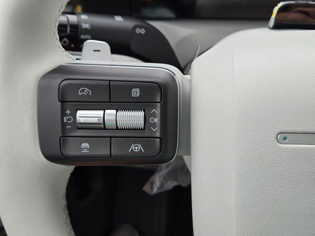 New 2026 Black Hyundai Blue SEL Premium 7P image 23