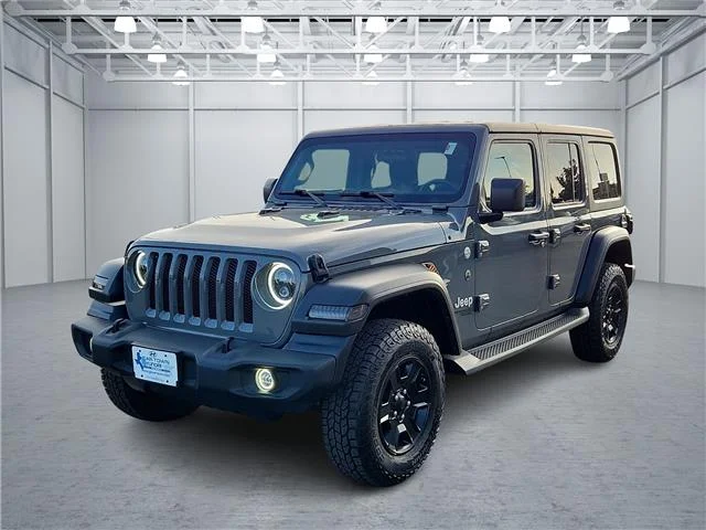 Used 2020 Gray Jeep Sport S 4x4 image 1