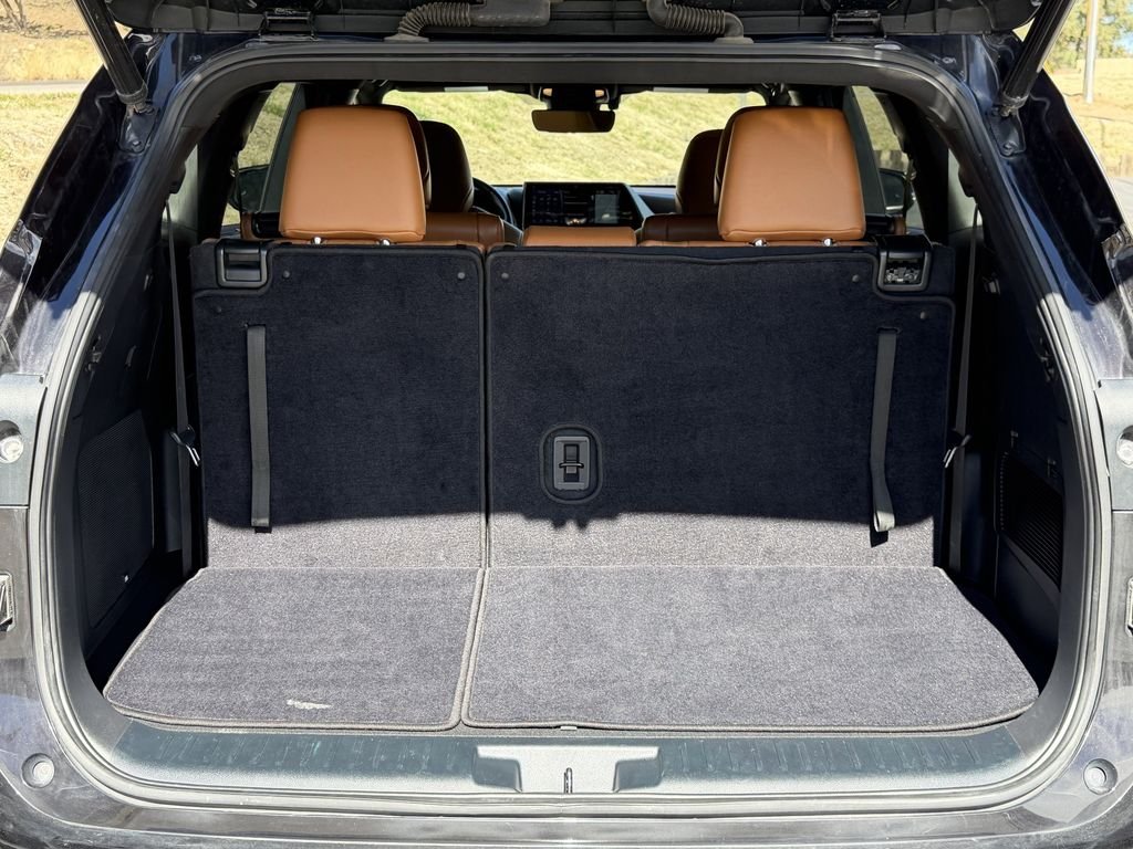 2022 Toyota Highlander Platinum - Photo 29