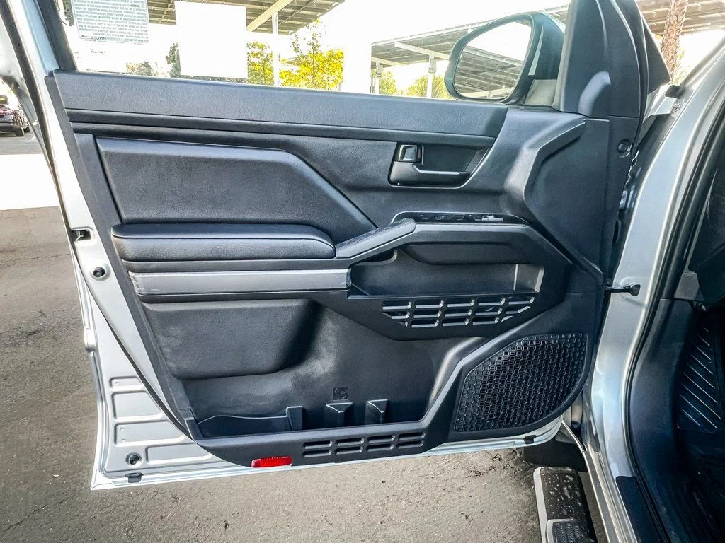 2026 Toyota Tacoma SR5 - Photo 19