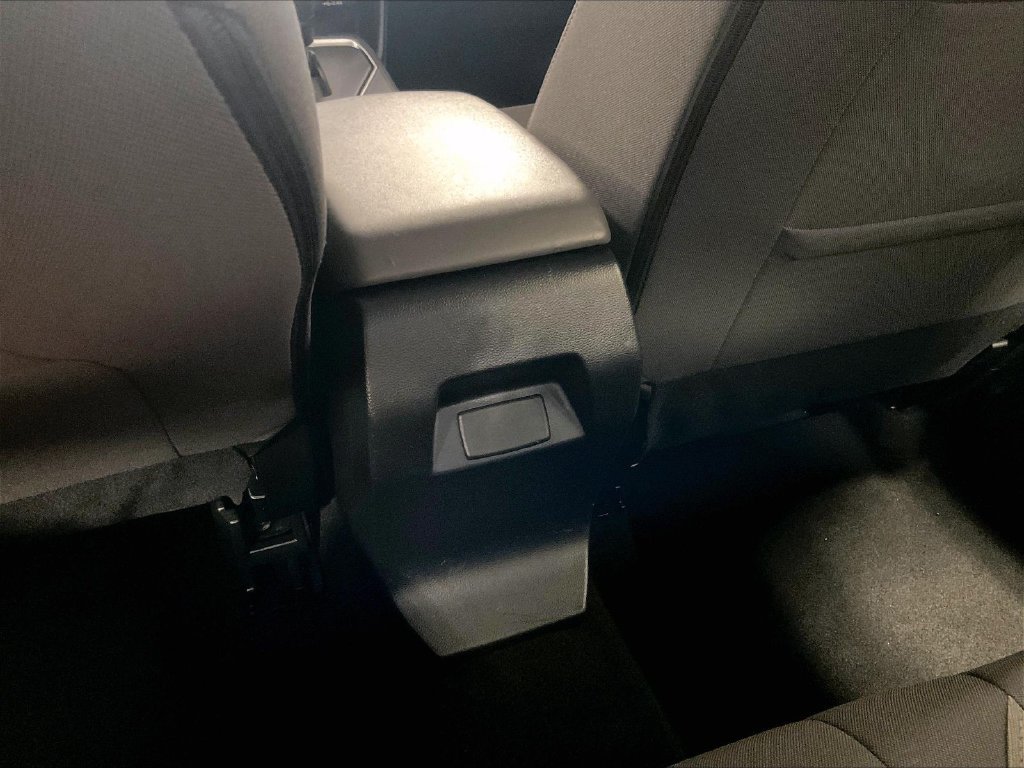 Used 2024 Crystal Black Silica Subaru Base image 27