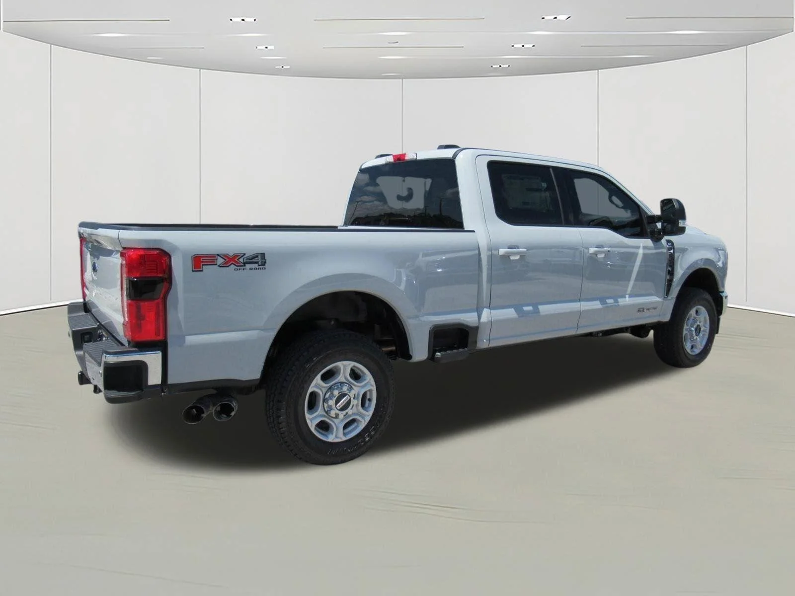 New 2026 Avalanche Ford F-250® XLT image 8