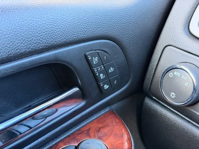 Used 2014 Summit White Chevrolet LTZ image 20