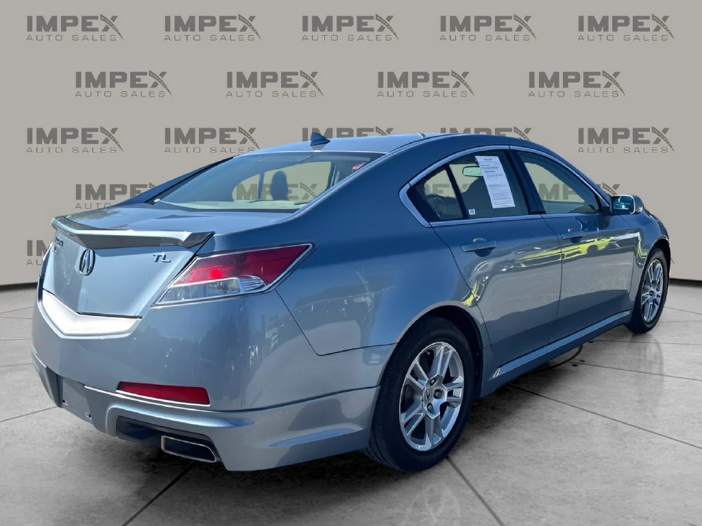 Used 2011  Acura 3.5 image 4
