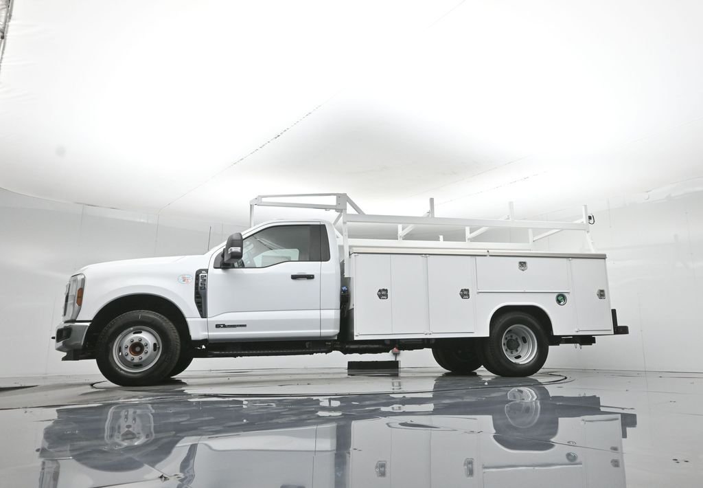 New 2025 Oxford White Ford XL image 56